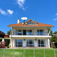 Panoramic villa with heated pool and asphalt access in Borovets, Varna