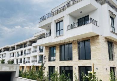 Penthouse mit großzügiger Terrasse und Panoramablick auf das Witoscha-Gebirge