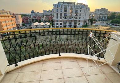 Top 1-Bedroom Apartment with 2 Balconies, Sveti Vlas