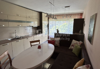 Renovierte Vierzimmerwohnung in der Hauptstadt Sofia