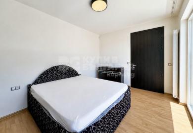 Helle und komplett möblierte Zweizimmerwohnung in Sofia