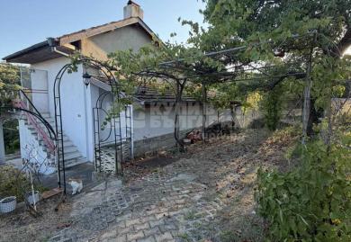 Coastal Retreat in Varna: Charming 3-Bedroom Villa with Forest & Sea Views