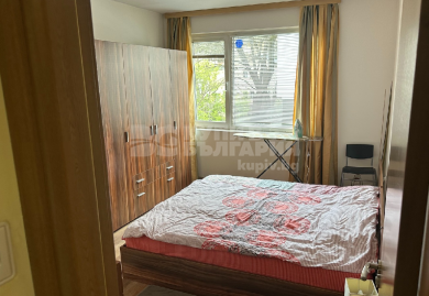 Helle und geräumige Dreizimmerwohnung in Sofia