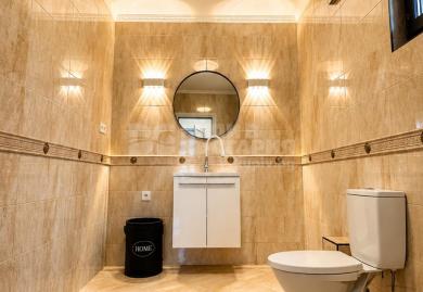 Renoviertes 185m² Haus mit Meerblick, 3 Badezimmer & Pool