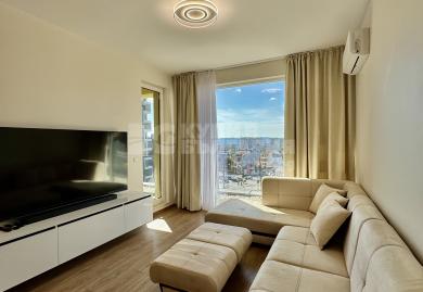 Обзаведен двустаен с южно изложение в C-MAX CENTER