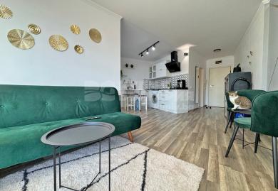 Stilvolle 2-Zimmer-Wohnung nah am Meer mit XXL-Terrasse in Sonnenstrand