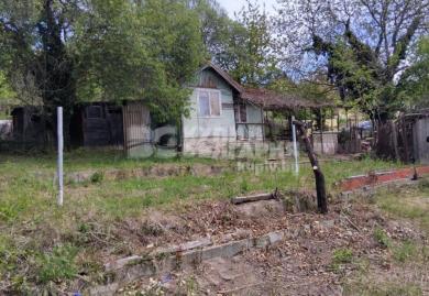 Парцел с морска панорама, постройка и партида за ток в м-ст Боровец - Юг