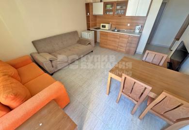 Möblierte 2-Zimmer-Wohnung mit Poolblick in Sonnenstrand