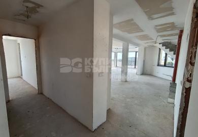 Просторен многостаен мезонет с акт 16 в кв.Бриз