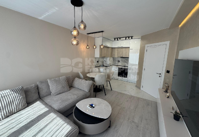 Elegantes Zwei-Zimmer-Apartment mit Designer-Interieur bester Lage in Sofia