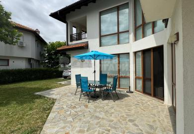 Modern 3-Bedroom Villa with Private Pool Near the Black Sea Coast