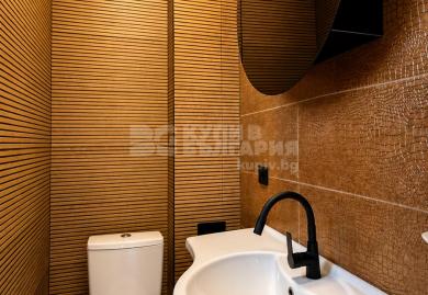 Renoviertes 185m² Haus mit Meerblick, 3 Badezimmer & Pool