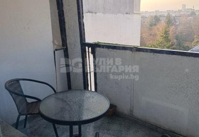 Geräumige Drei-zimmer-wohnung im Bezirk Borovo, Sofia