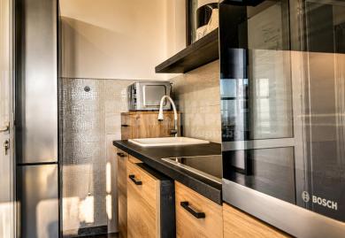 Renoviertes 185m² Haus mit Meerblick, 3 Badezimmer & Pool
