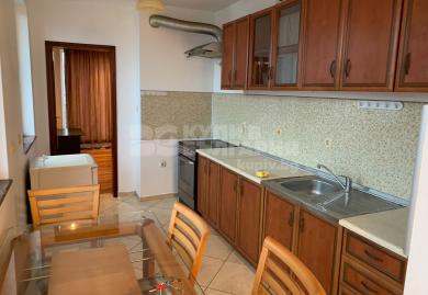 Продава се многостаен апартамент с морска панорама в Гръцката махала, Варна