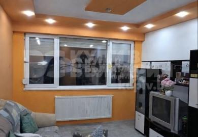 Möblierte Dreizimmerwohnung im Bezirk Druzhba 1, Sofia