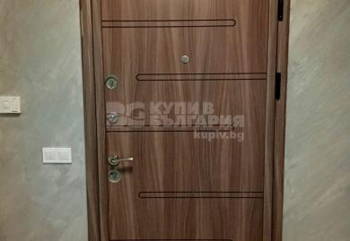 Тристаен апартамент ДО КЛЮЧ в района на Операта