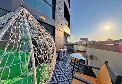 Stilvolle 2-Zimmer-Wohnung nah am Meer mit XXL-Terrasse in Sonnenstrand