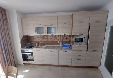 Разкошен тристаен апартамент в сърцето на Несебър с морска гледка – 100 кв.