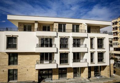 Dreizimmerwohnung mit Innenhofterrasse und Südausrichtung im Vitosha-Bezirk