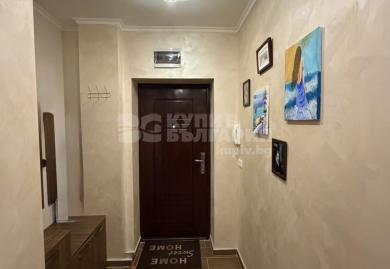 Spacious 1-Bedroom Sea-View Apartment in Gated Complex, Trakata