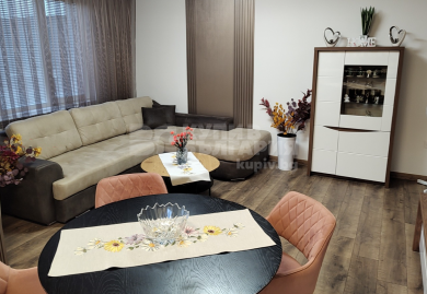 Stilvolles Zwei-Zimmer-Apartment in einem hervorragenden Gebäude in Sofia
