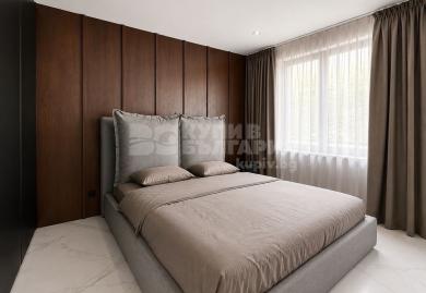 Luxuriöse Drei-Zimmer-Wohnung mit Designermöbeln im Stadtteil Iztok, Sofia