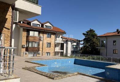 Spacious 1-Bedroom Sea-View Apartment in Gated Complex, Trakata