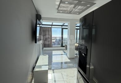 Drei-Zimmer-Apartment mit Meerblick und Parkplatz in einem Premium Komplex