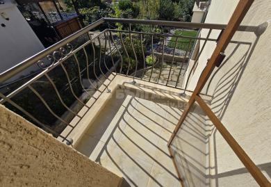 Къща в Свети Влас с панорама море: 4 спални, двор и термопомпа