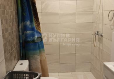 Слънчев и стилно обзаведен двустаен апартамент в кв. Победа