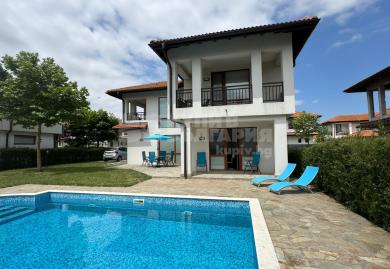 Modern 3-Bedroom Villa with Private Pool Near the Black Sea Coast