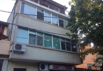 Four-storey house in the area of ​​Hristo Botev