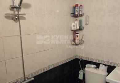Möblierte Dreizimmerwohnung im Bezirk Druzhba 1, Sofia