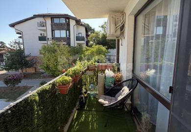Spacious 1-Bedroom Sea-View Apartment in Gated Complex, Trakata