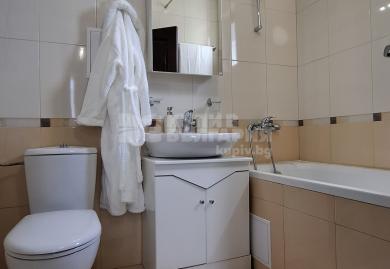 Stilvolle, bezugsfertige 3-Zimmer-Wohnung mit Meerblick in Sveti Vlas