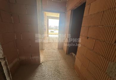 Южен двустаен апартамент, с паркомясто пред  АКТ 14 в сграда  "ЛИБРА"