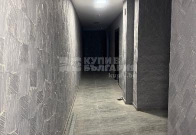 Двустаен апартамент в новострояща се сграда в кв. Владислав Варненчик