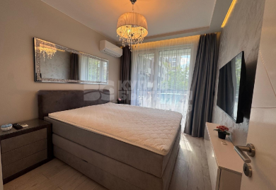 Elegantes Zwei-Zimmer-Apartment mit Designer-Interieur bester Lage in Sofia