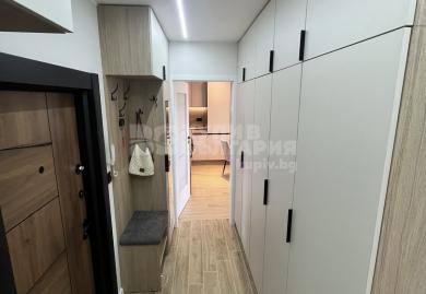 Stilvolles Zwei-Zimmer-Apartment im Bezirk Lyulin 8, Sofia