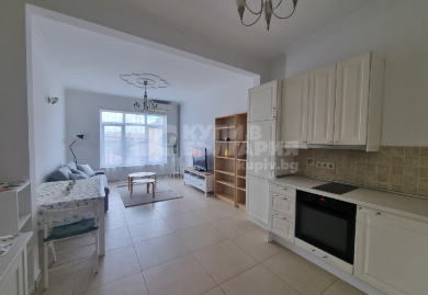 Renovierte Zweizimmerwohnung im Zentrum von Sofia