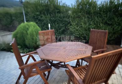 Schönes, komplett möbliertes Haus im Dorf Obrochishte, Dobritsch