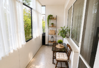 Helle Dreizimmerwohnung mit funktionalem Grundriss in Mladost, Sofia