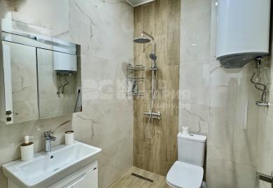 Обзаведен двустаен с южно изложение в C-MAX CENTER