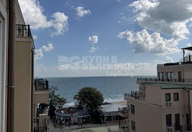 Apartkomplex in erster Meereslinie am Goldstrand, Varna