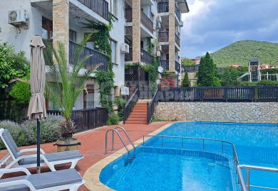 Stilvolle, bezugsfertige 3-Zimmer-Wohnung mit Meerblick in Sveti Vlas