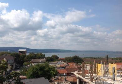 Four-storey house in the area of ​​Hristo Botev