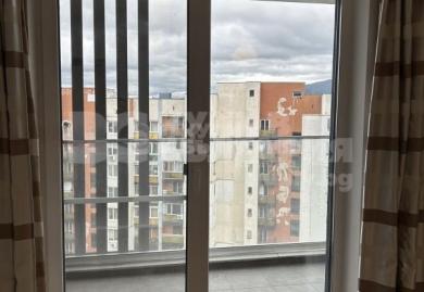 Drei-Zimmer-Wohnung in einer bewachten Anlage in Banishora        