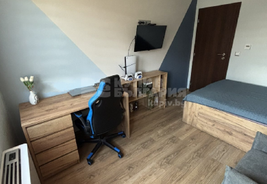 Modernes Maisonette-Reihenhaus mit Privatgarten & Wärmepumpe in Sofia