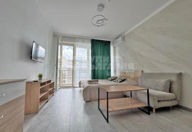 Komplett möbliertes Studio nahe dem Meer in Sonnenstrand mit Pool
